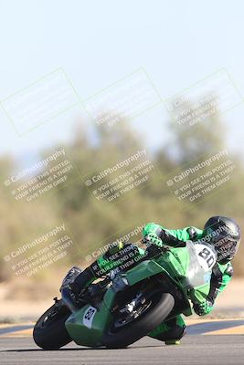 media/Nov-02-2025-CVMA (Sun) [[337aff29ab]]/Race 8-Formula Lightweight Twins Shootout/